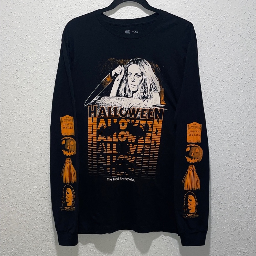 Halloween Graphic Long Sleeve Tee - Black